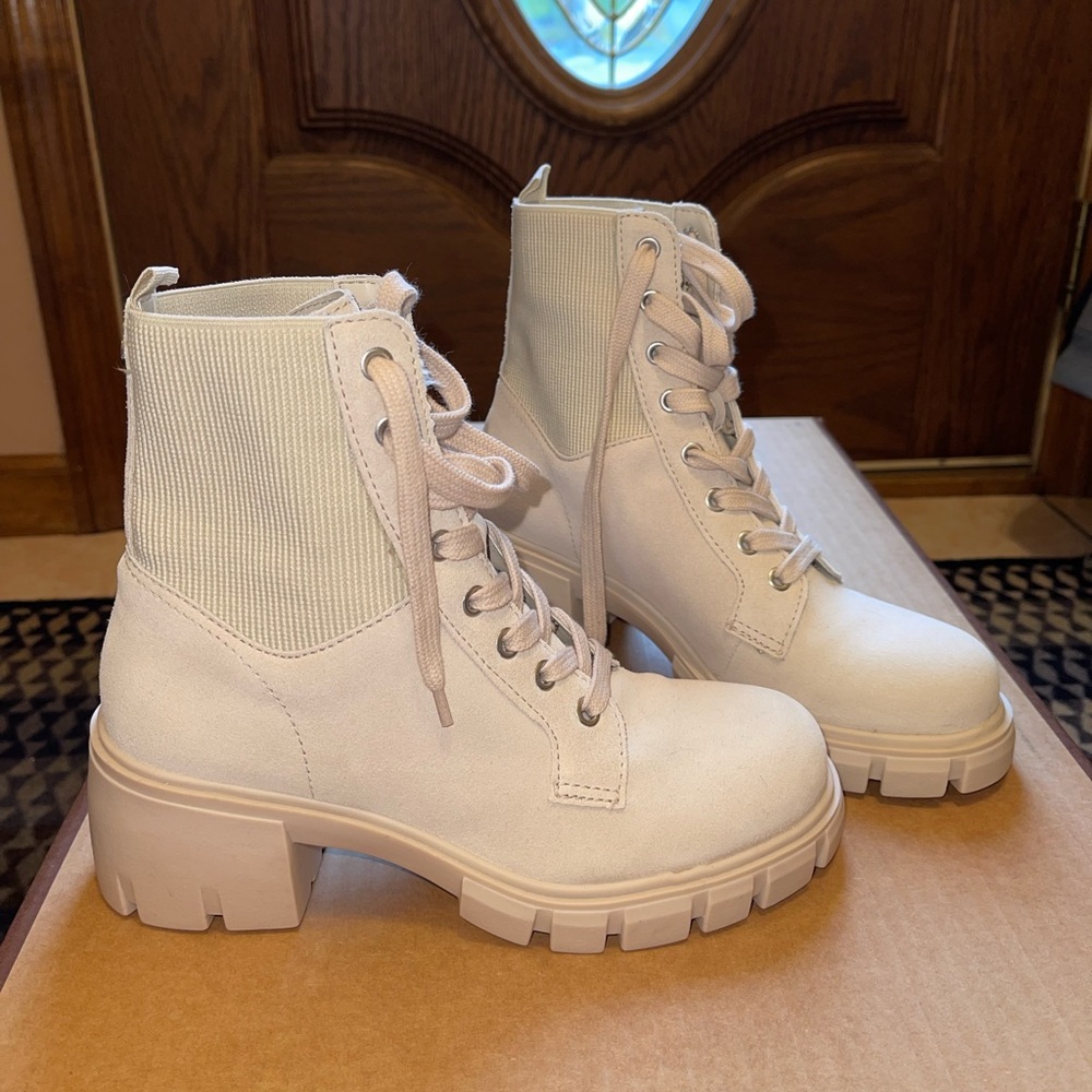 Women’s Steve Madden boots